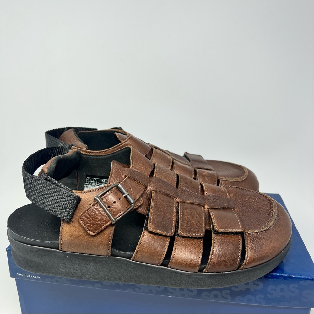SAS Endeavor Fisherman Sandals
Size 15